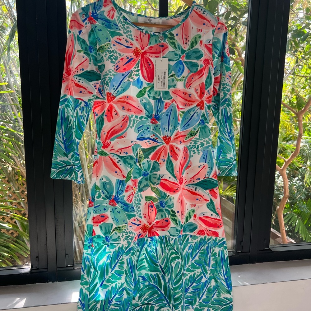 Colorful dress!